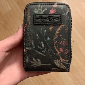 {SOLD } 🖤 House of Flynn